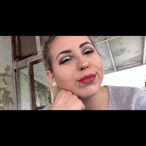 Meet your Posher, Izabelle